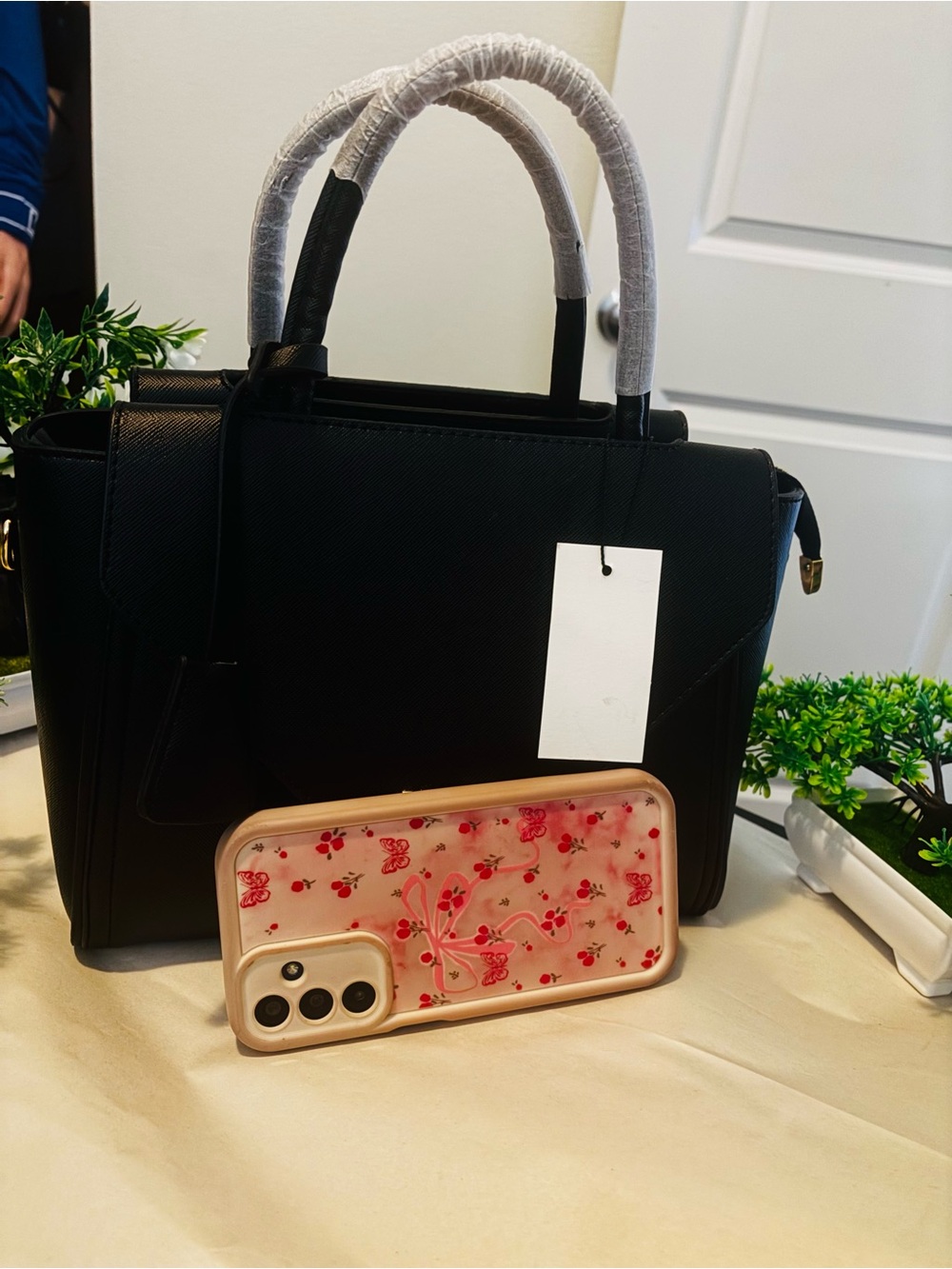 Classic Black Structured Tote Bag - Black